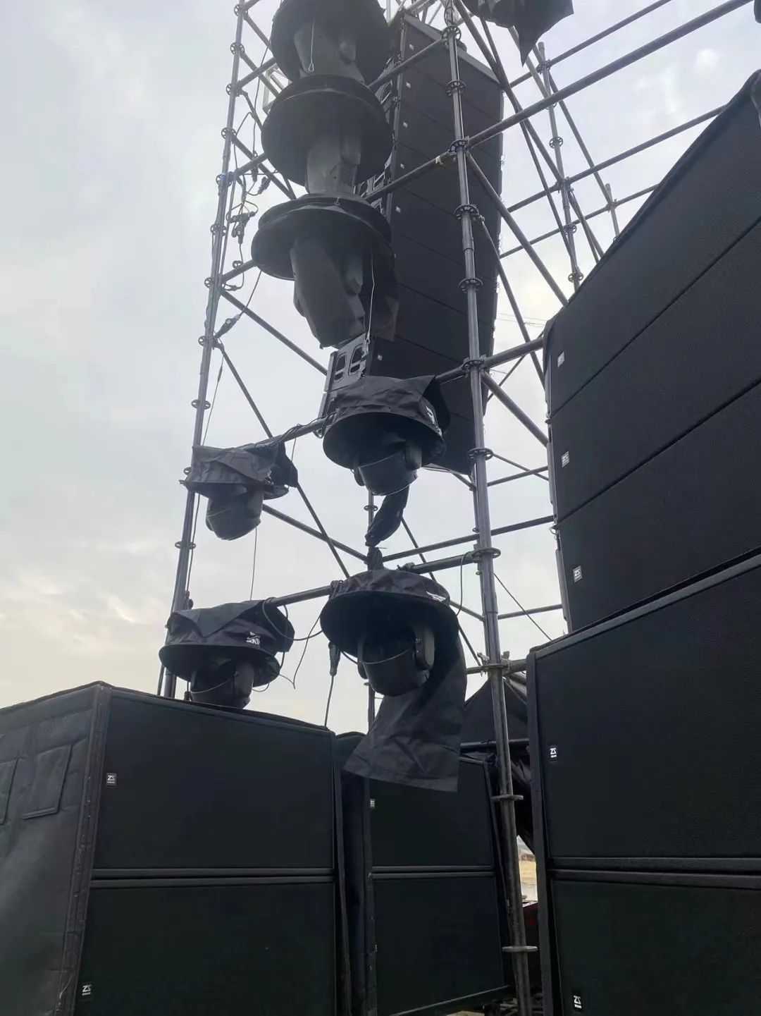 ZSOUND all-weather waterproof line array system!